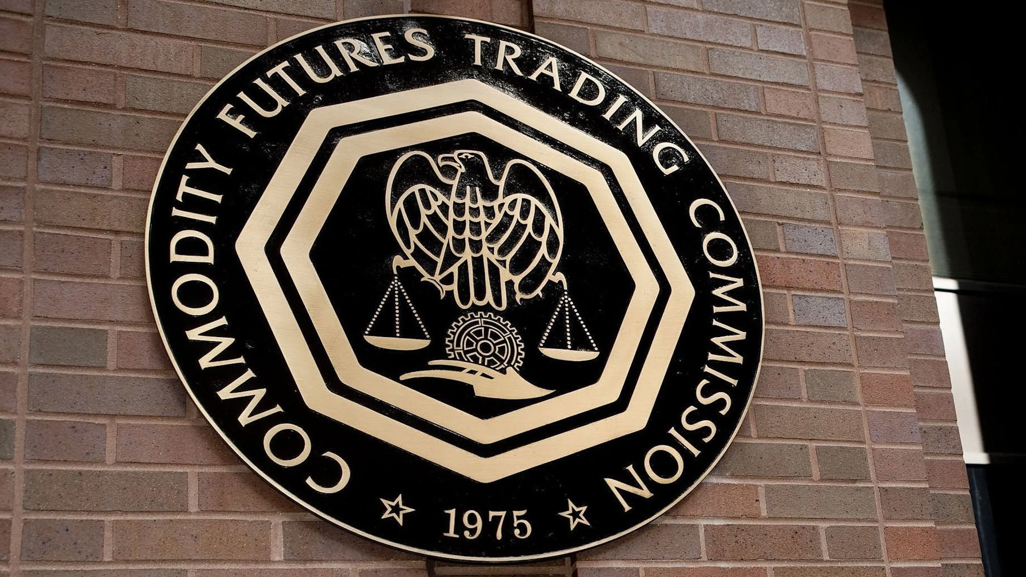 CFTC Alleges $14 Million Investment Fraud Masked By Fake…