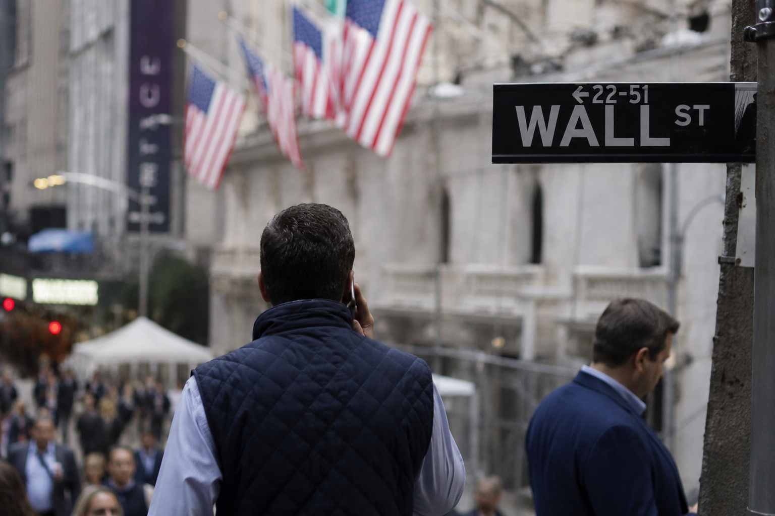 Is the 3.2% yielding SCHD ETF a buy as one-year Treasury yields hit 4.06%?